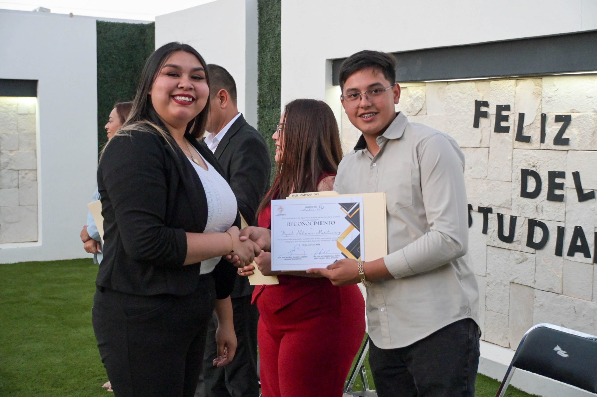 reconocimientos dia del estudiante-37