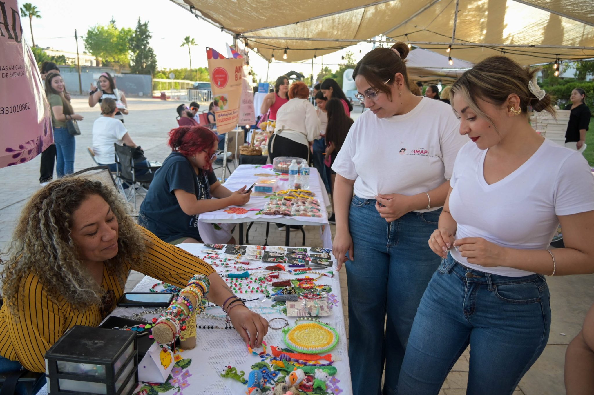 basar de la mujer 11-07-25-11