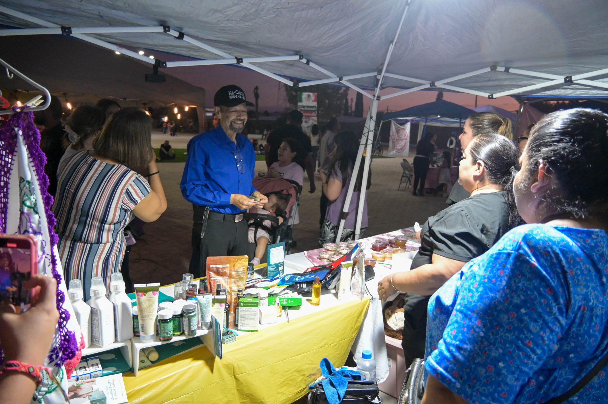 basar de la mujer 11-07-25-16