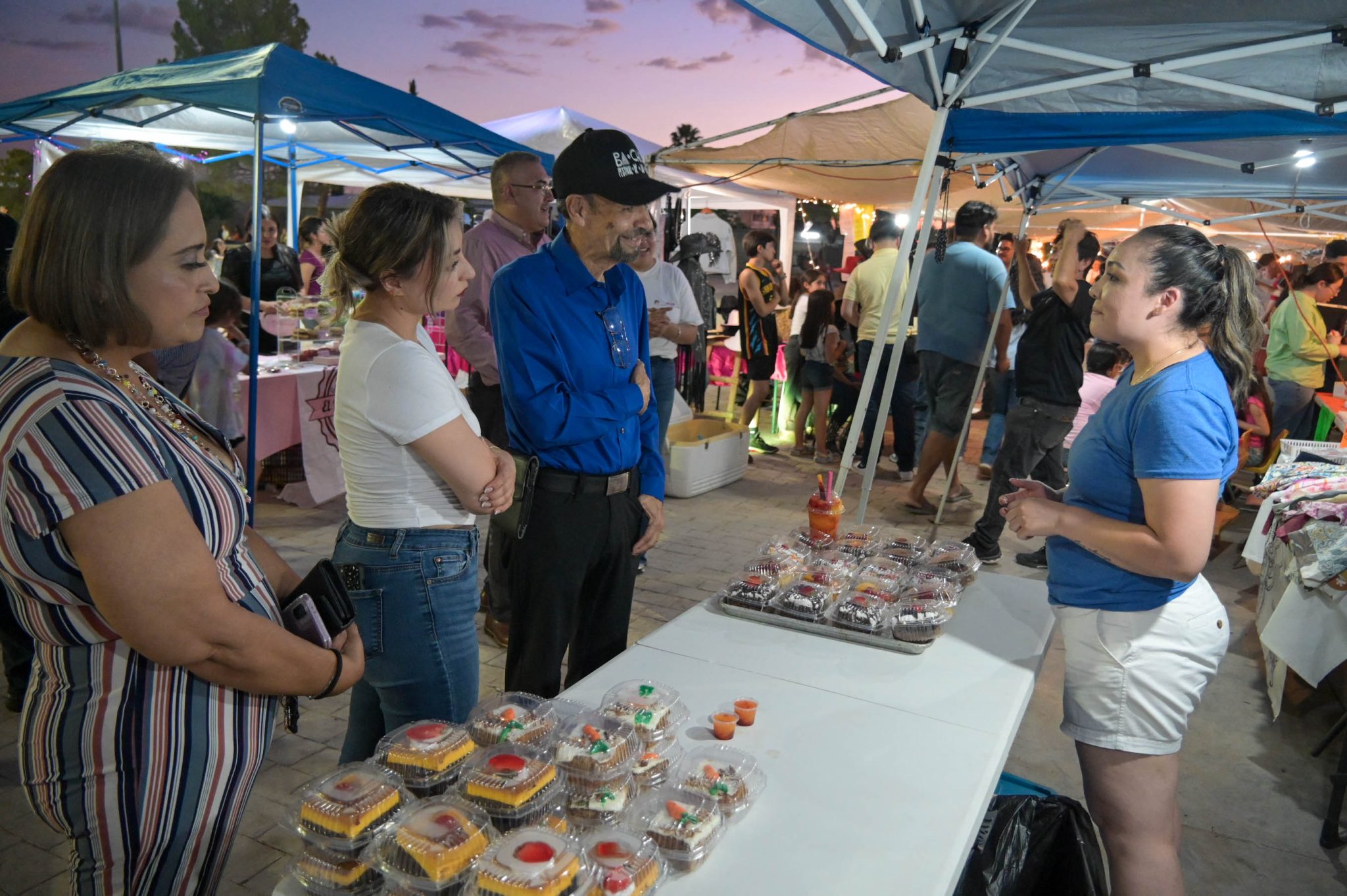 basar de la mujer 11-07-25-18