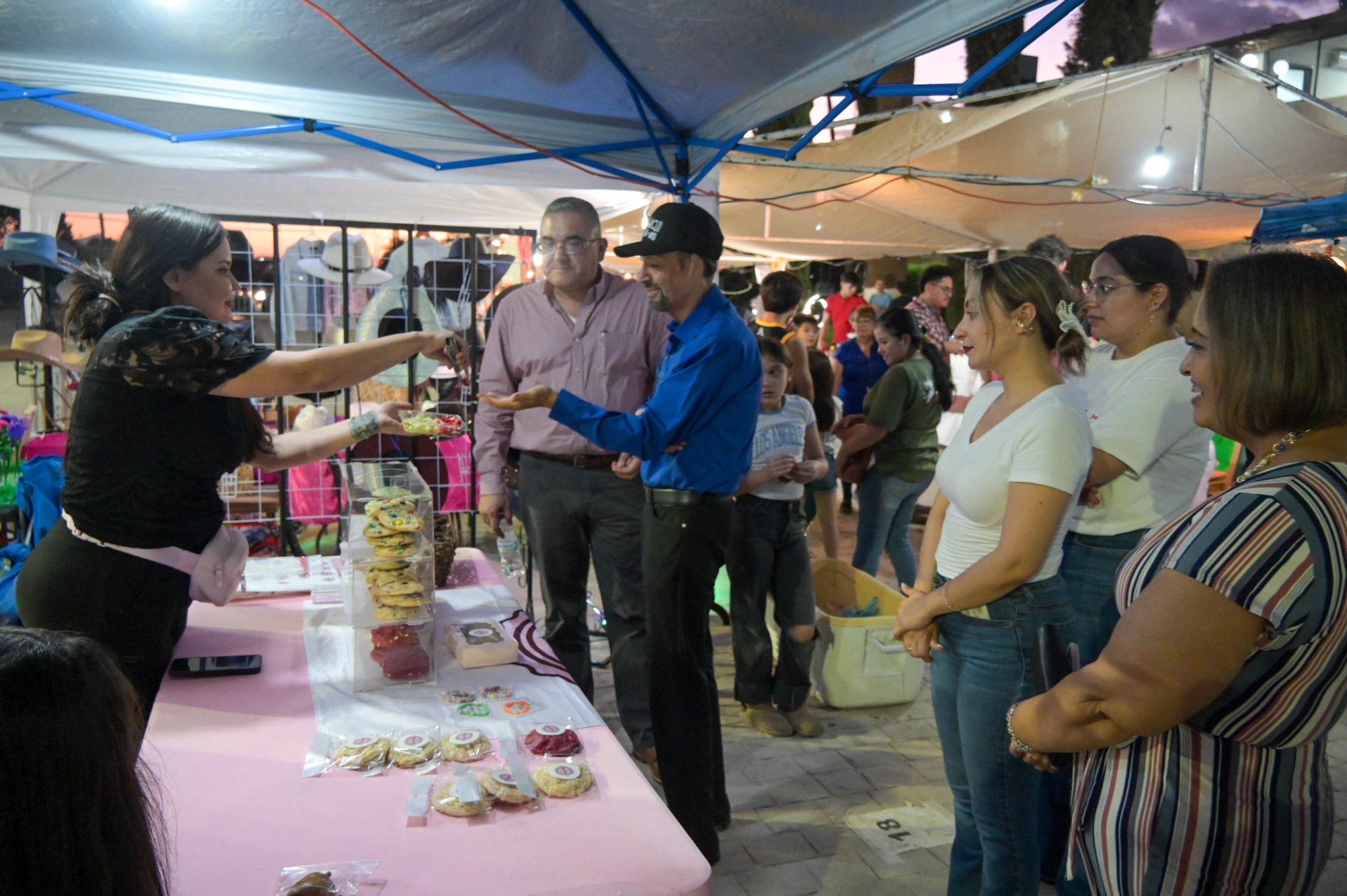 basar de la mujer 11-07-25-19
