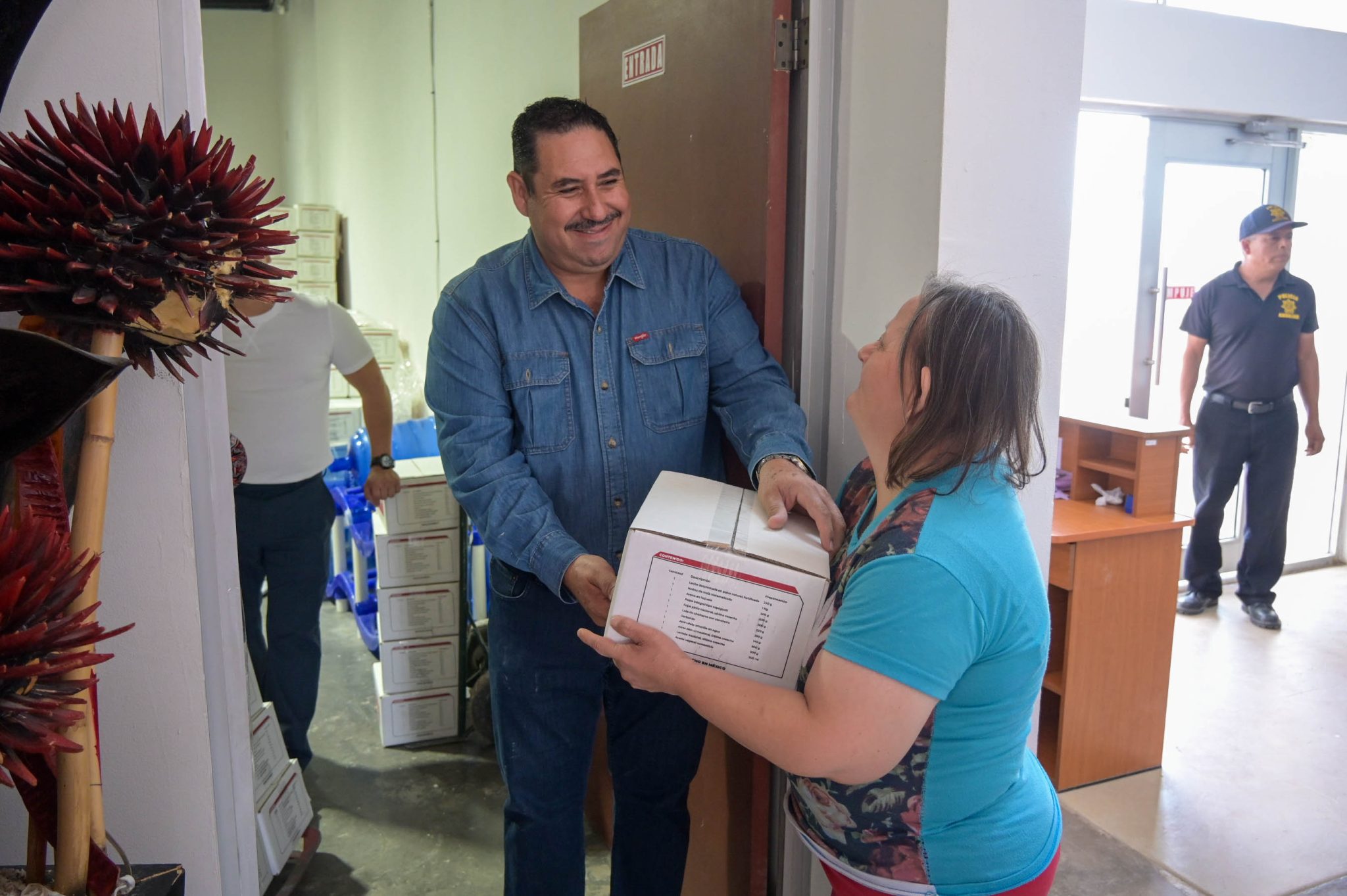 entrega de despensas 1-2