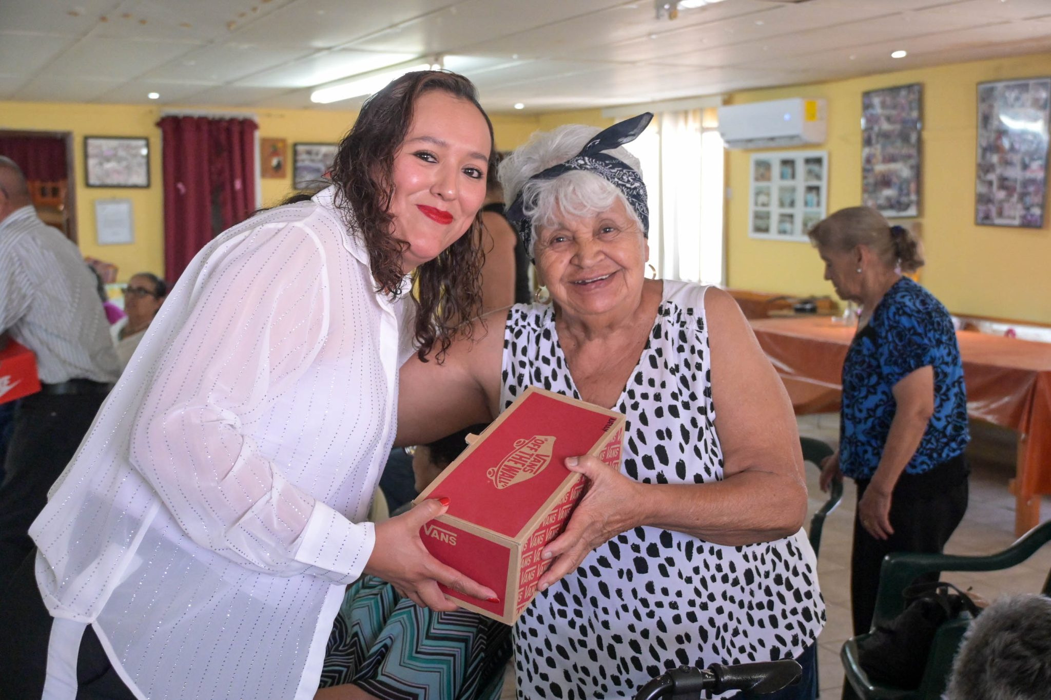 entrega de tenis inapam-16