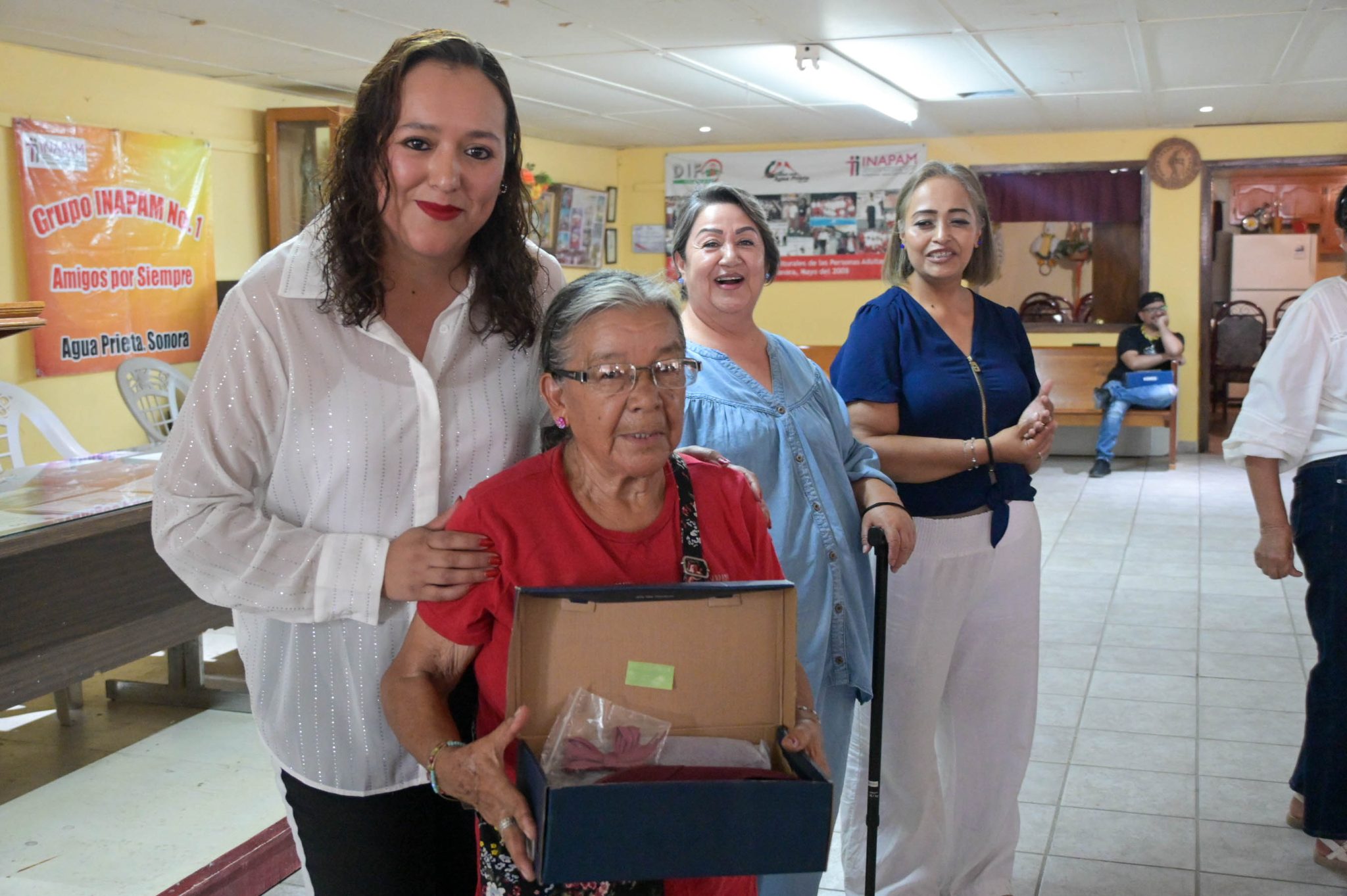 entrega de tenis inapam-17