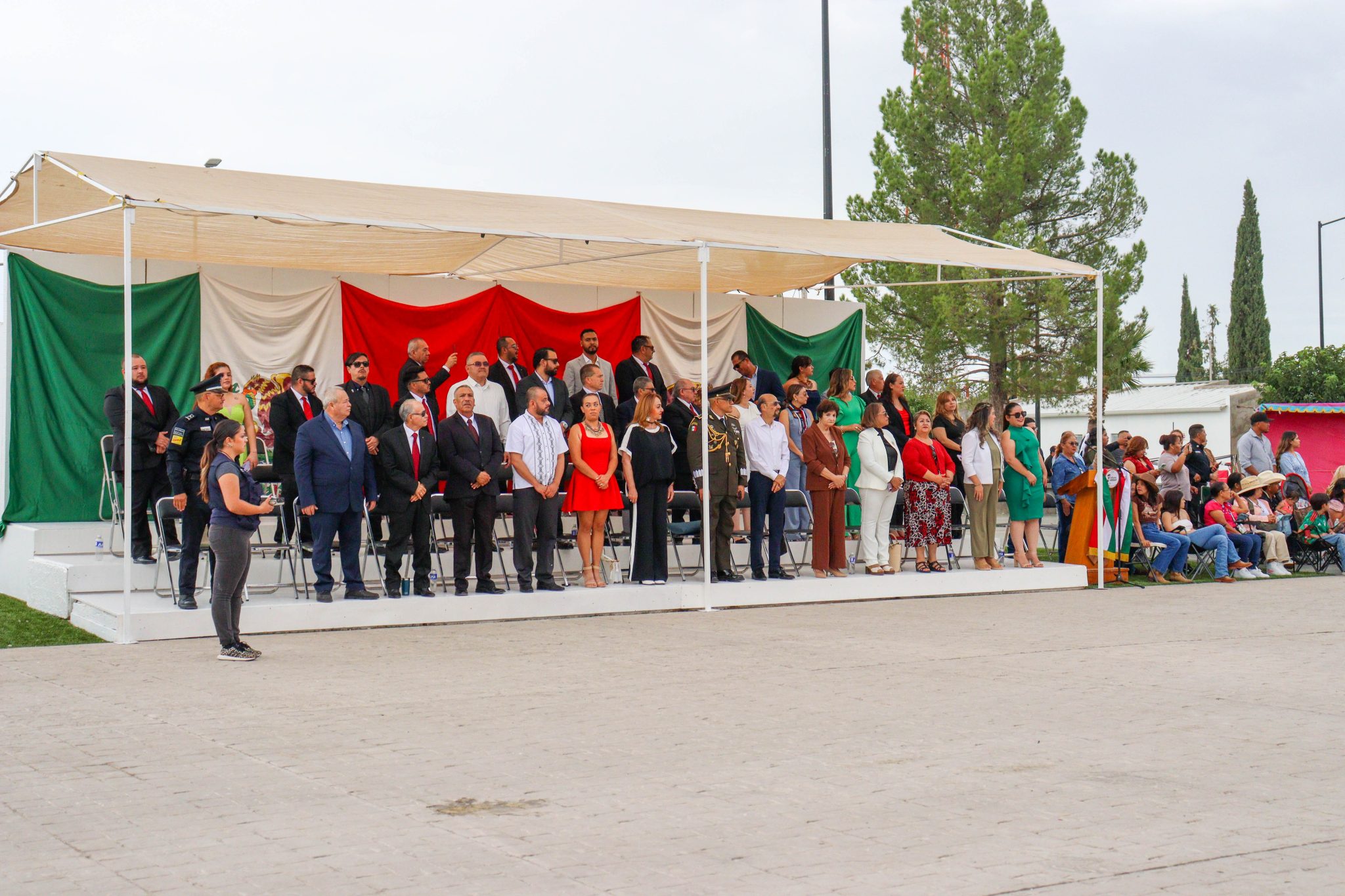 desfile2025-12