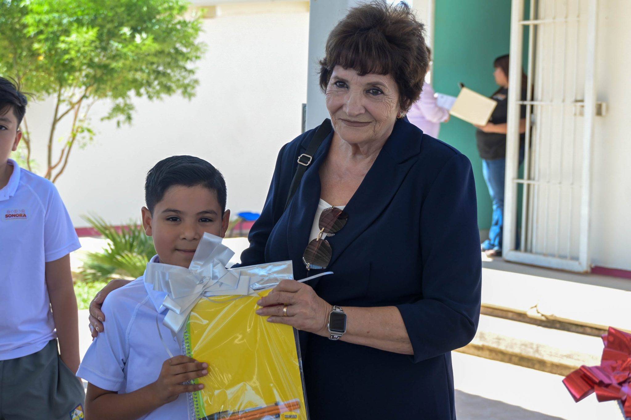 entrega de utiles-8